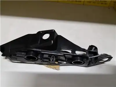 GKL 294125 | Ön Tampon Braketi Sol Ön Passat 19
