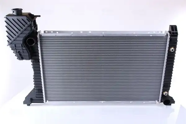 NISSENS 62686A | Su Radyatörü Mercedes Sprinter 901 902 903 904 Klimalı 95