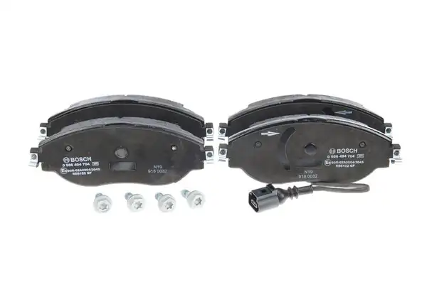 BOSCH 0986494704 | VW Golf 7 / Passat / Caddy / Jetta / Audi A3 / Seat Leon 2013- Fişli Ön Fren Balatası