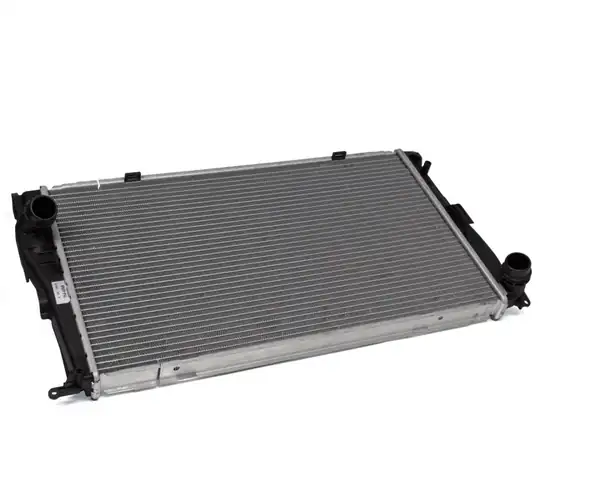 Behr Mahle Cr1084000p Su Radyatörü Bmw E90 320d N47 Otomatik Volvo V50