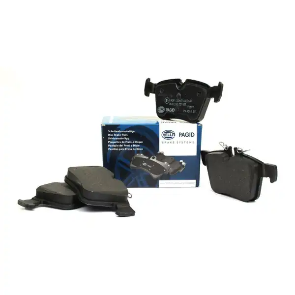 Hella Pagid 8db355021 831 Mercedes W205 Kasa C180 C160 C200 C220 C300 Arka Fren Balata Takımı