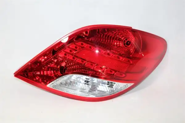 Psa 6351 Hq Peugeot 207 2010 2012 Sağ Arka Stop Lambası Duylu Orijinal 207