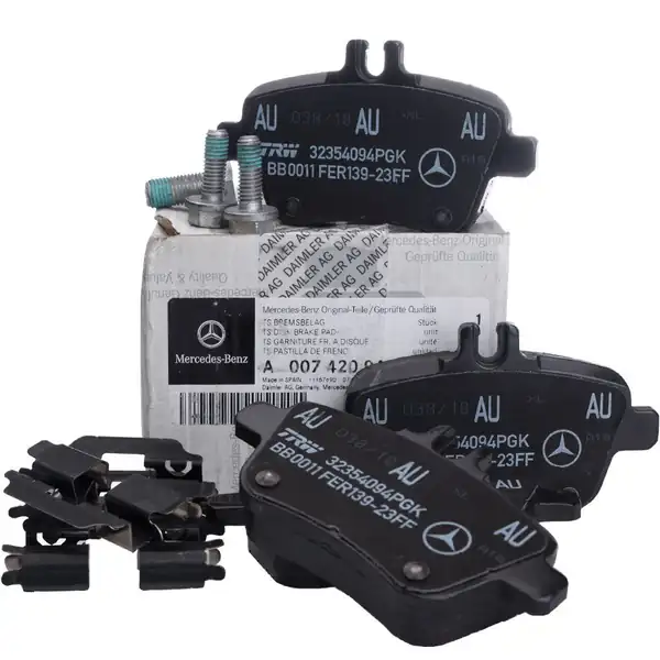 MERCEDES BENZ A0004200705-W176-W246 | W117 GLA A180 A180d B180 Arka Fren Balata Orijinal 67774